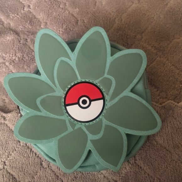 White Pouch with Cute Cartoon Characters - Picture 4 of 5